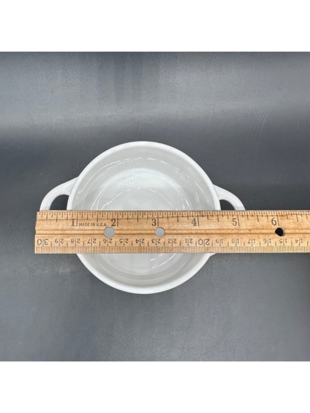 Le Creuset Mini Cocotte White Stoneware Casserole Dish Dutch Oven 8oz Pan Pot - Picture 9 of 9